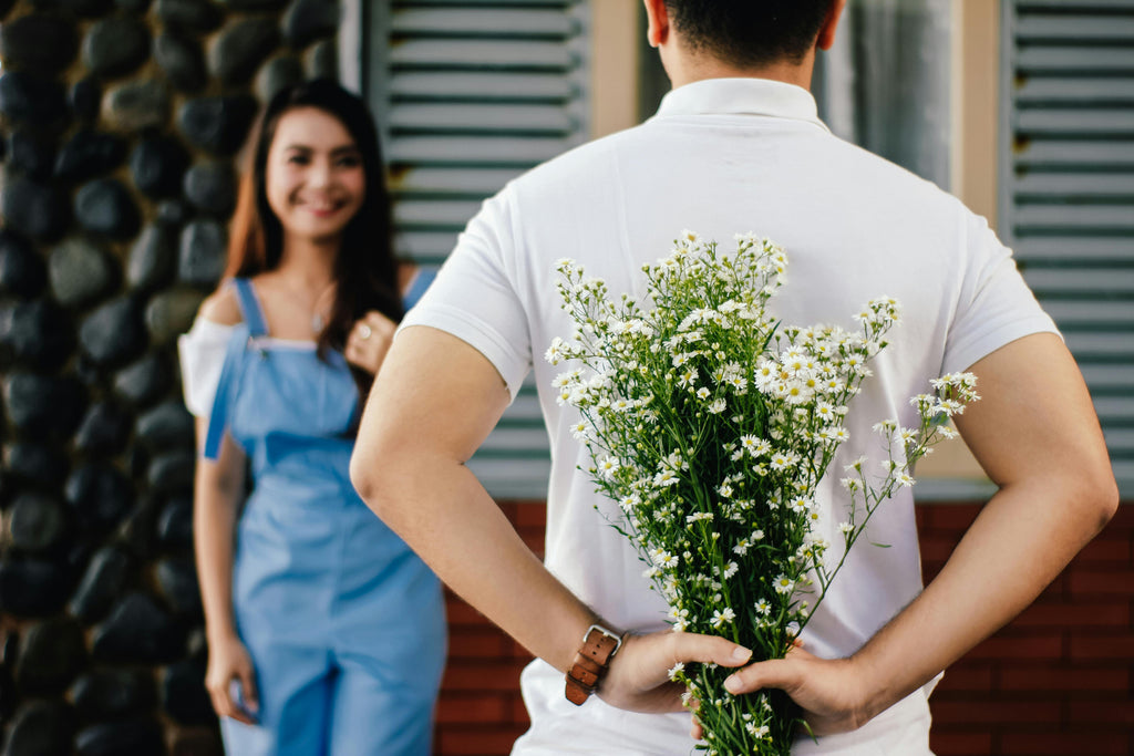 Romance: Say “I Love You” Without Words